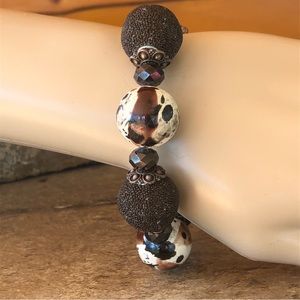 👛(ANY 2/$25) HANDMADE Chunky Brown/Beige Toggle Bracelet Copper Coloured Accents